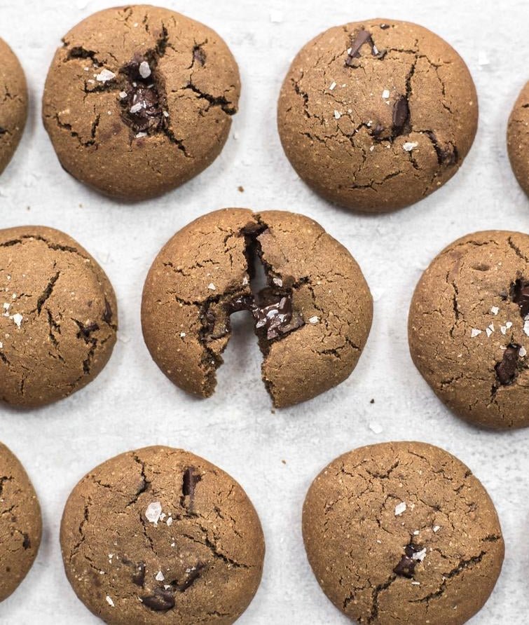 Vegan Choc Chunk Protein Cookies! - TRANSFORM by Fitaz