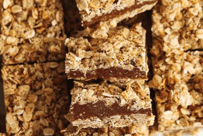 Chocolate Fudge Oat Bars: The No-Bake Treat You'll Want on Repeat - TRANSFORM by Fitaz