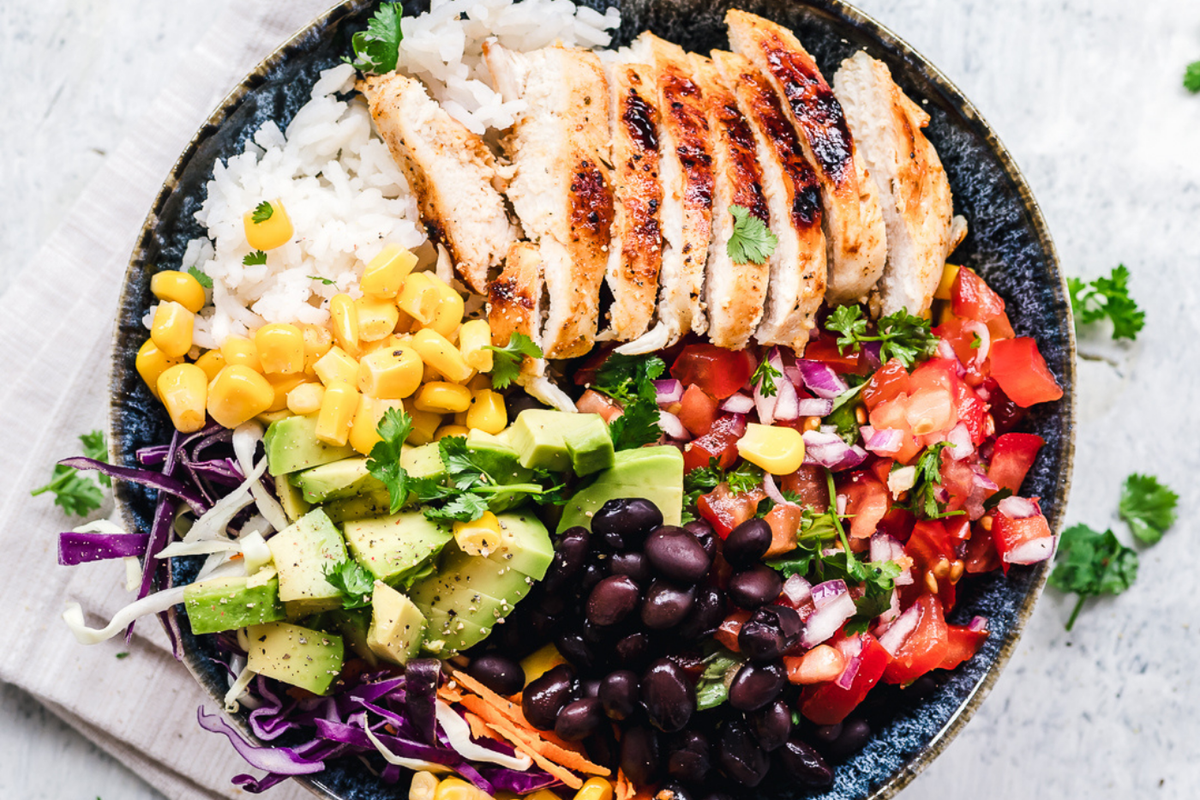 Chicken Burrito Bowl: A 30-Minute Weeknight Winner